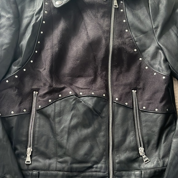 Express - Picture 2 of 4